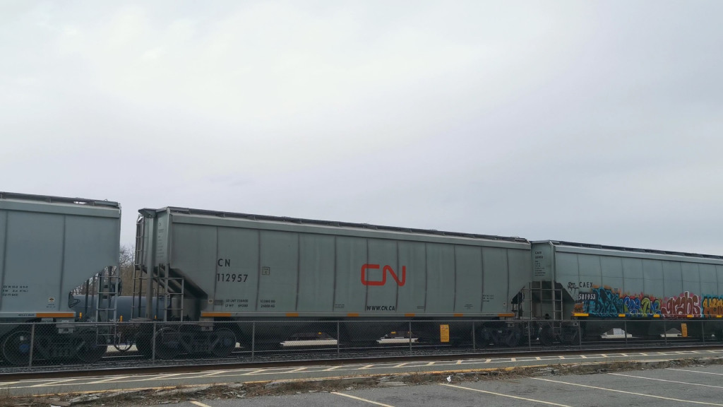 CN 112957